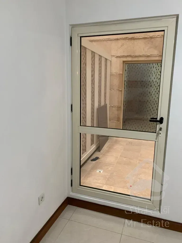 فروش 220 متر مسکونی پاسداران