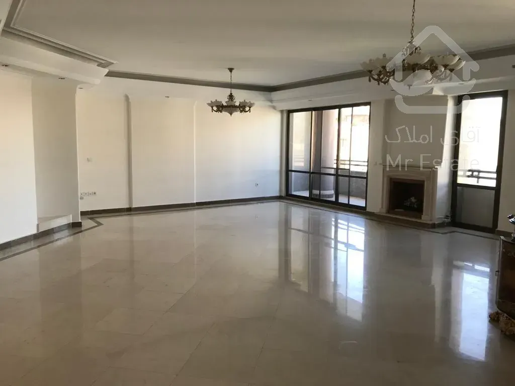 اجاره 190 متر مسکونی دیباجی جنوبی