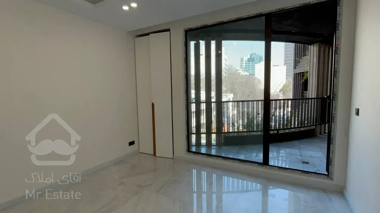 فروش اپارتمان 195 متری محمودیه