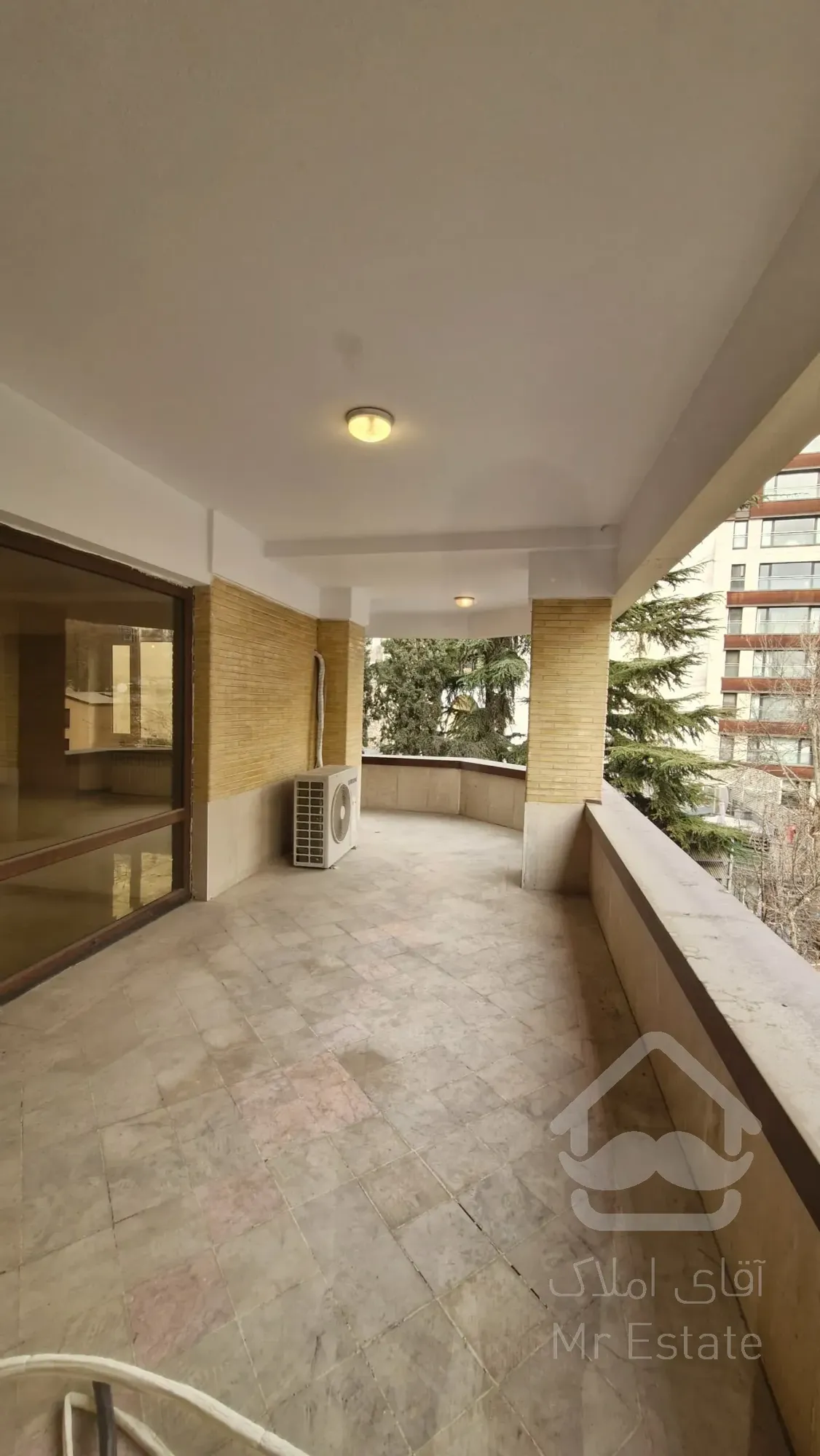 رهن کامل آپارتمان ۳۵۰متر/نیاوران/۴تراس