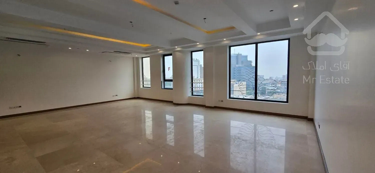 320متر سعادت آباد * فلت * ۴پارکینگ *موقعیت اداری