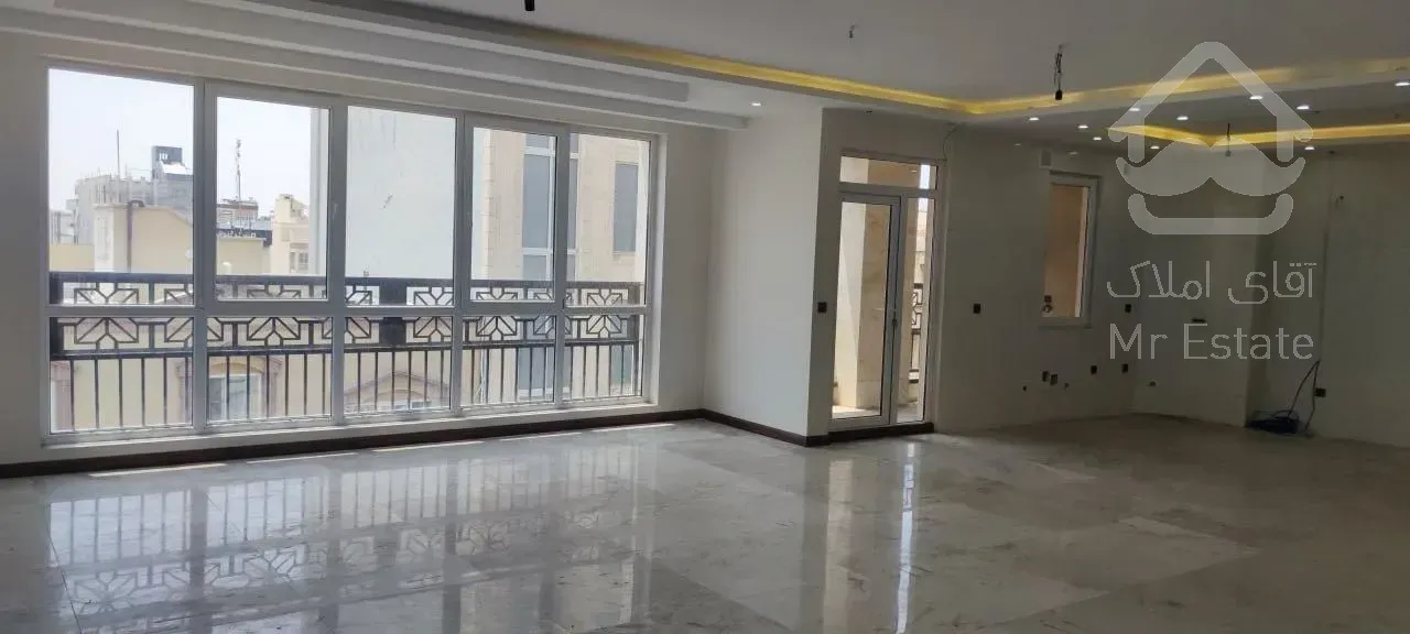 135متر شهرک غرب *موقعیت اداری (لابی شیک ،نوساز)