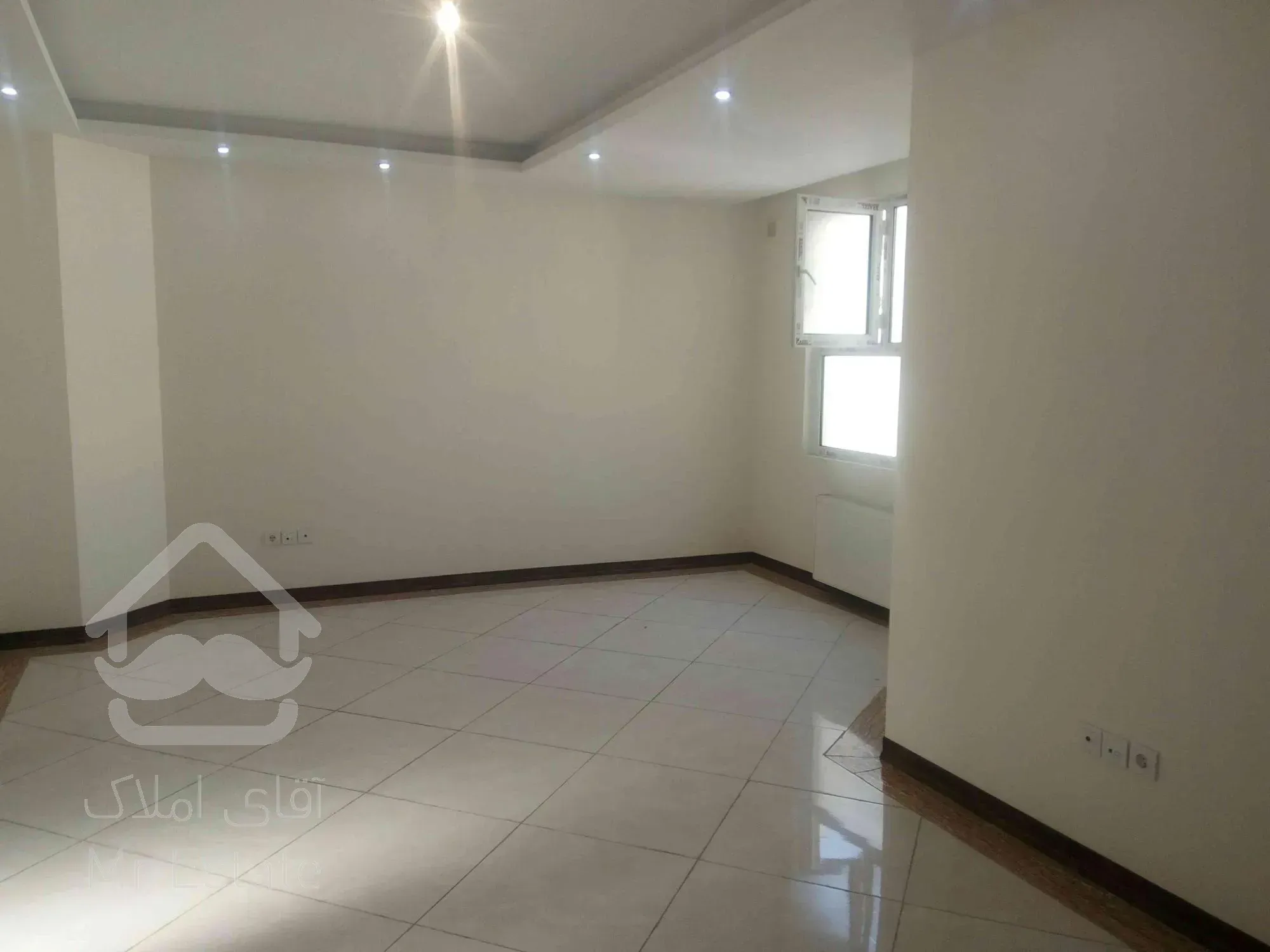 ۶۷متری تک خواب فردوس شرق