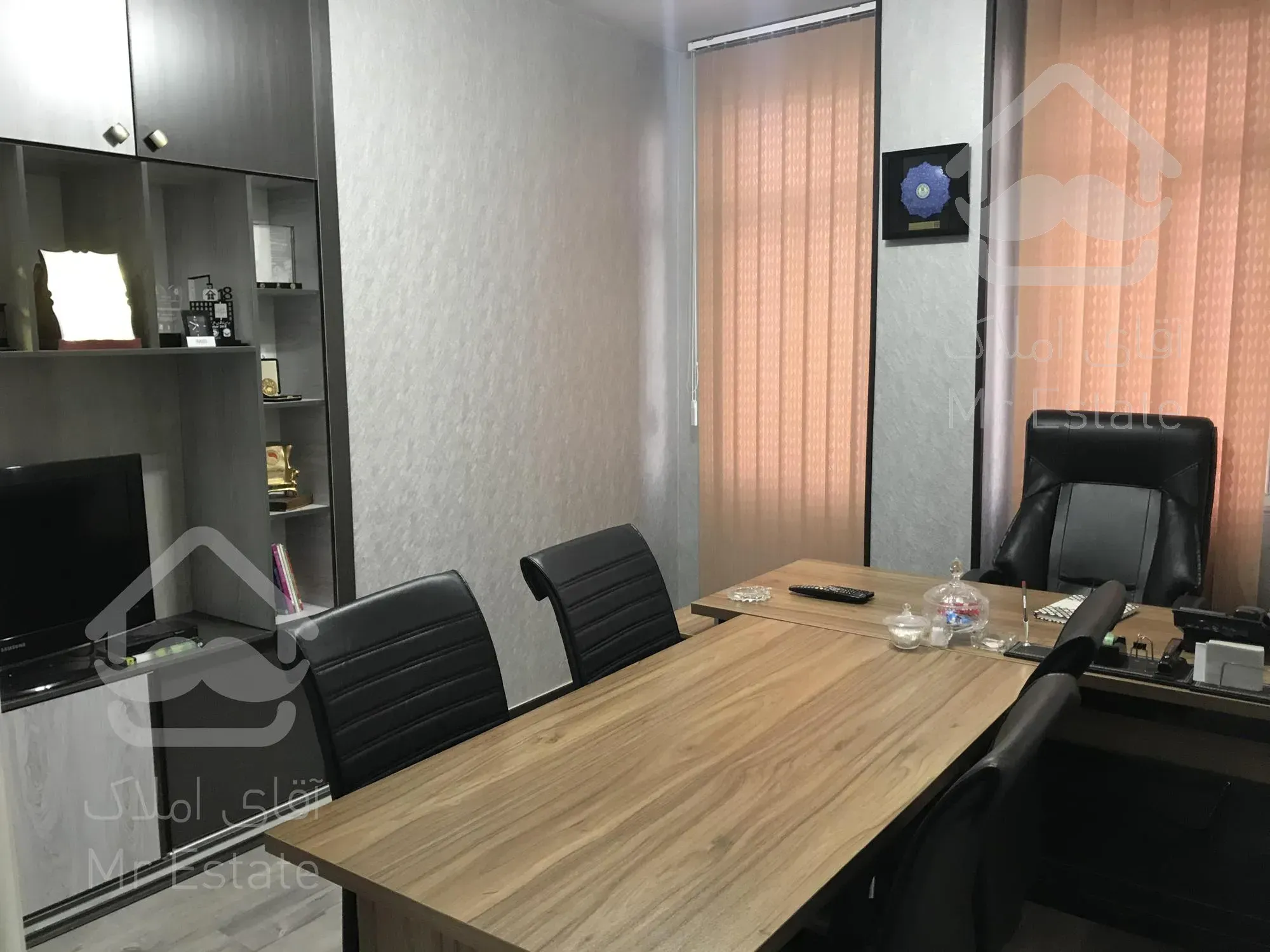 ۶۸متر موقعیت اداری بر اصلی فردوس شرق