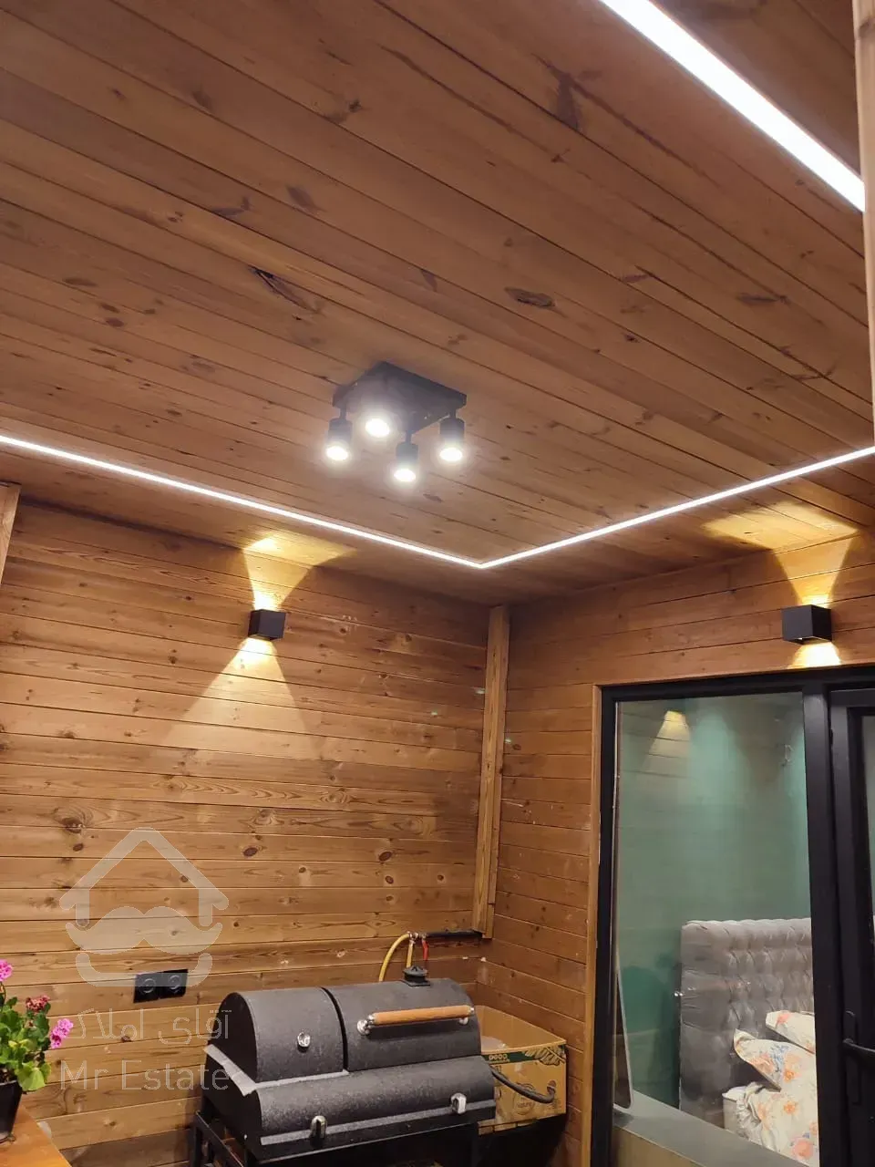 فروش واحد در برج طاووس منطقه ازاد