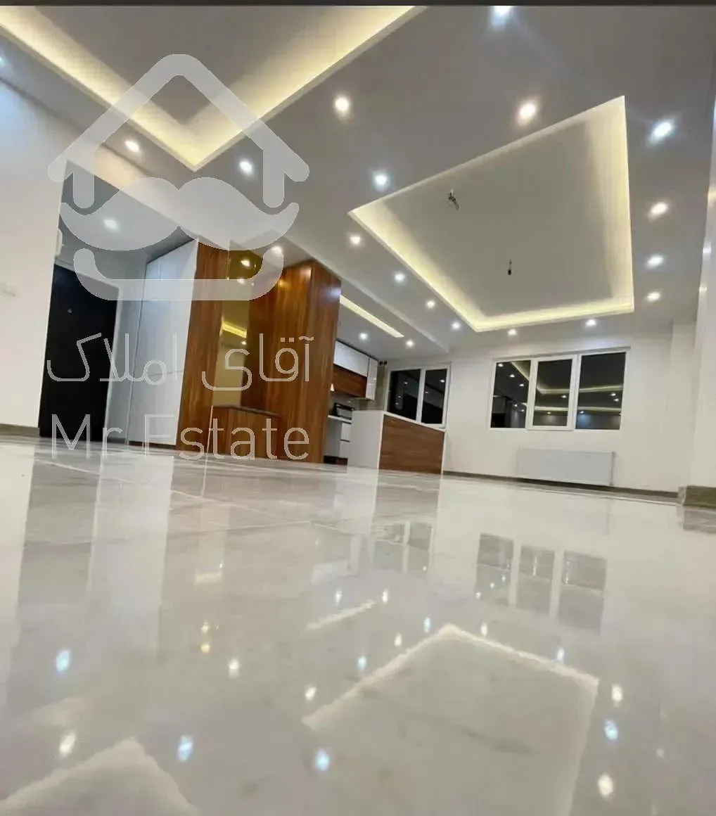 آپارتمان ۱۱۰ متری /طبقه آخر/ویو ابد