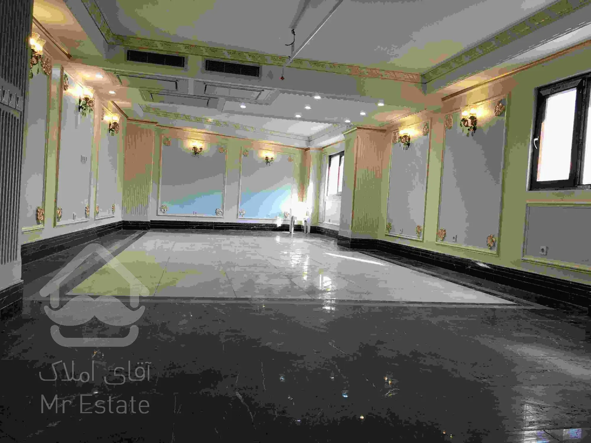 فروش آپارتمان بصورت یکجا ۶ طبقه دو واحدی،درمجموع ١٢ واحد و ٢۴٩٠ متر