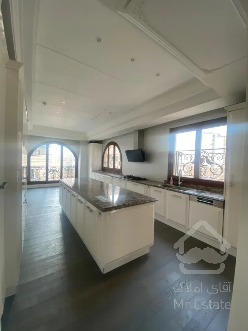 فروش اپارتمان 185 متری زعفرانیه