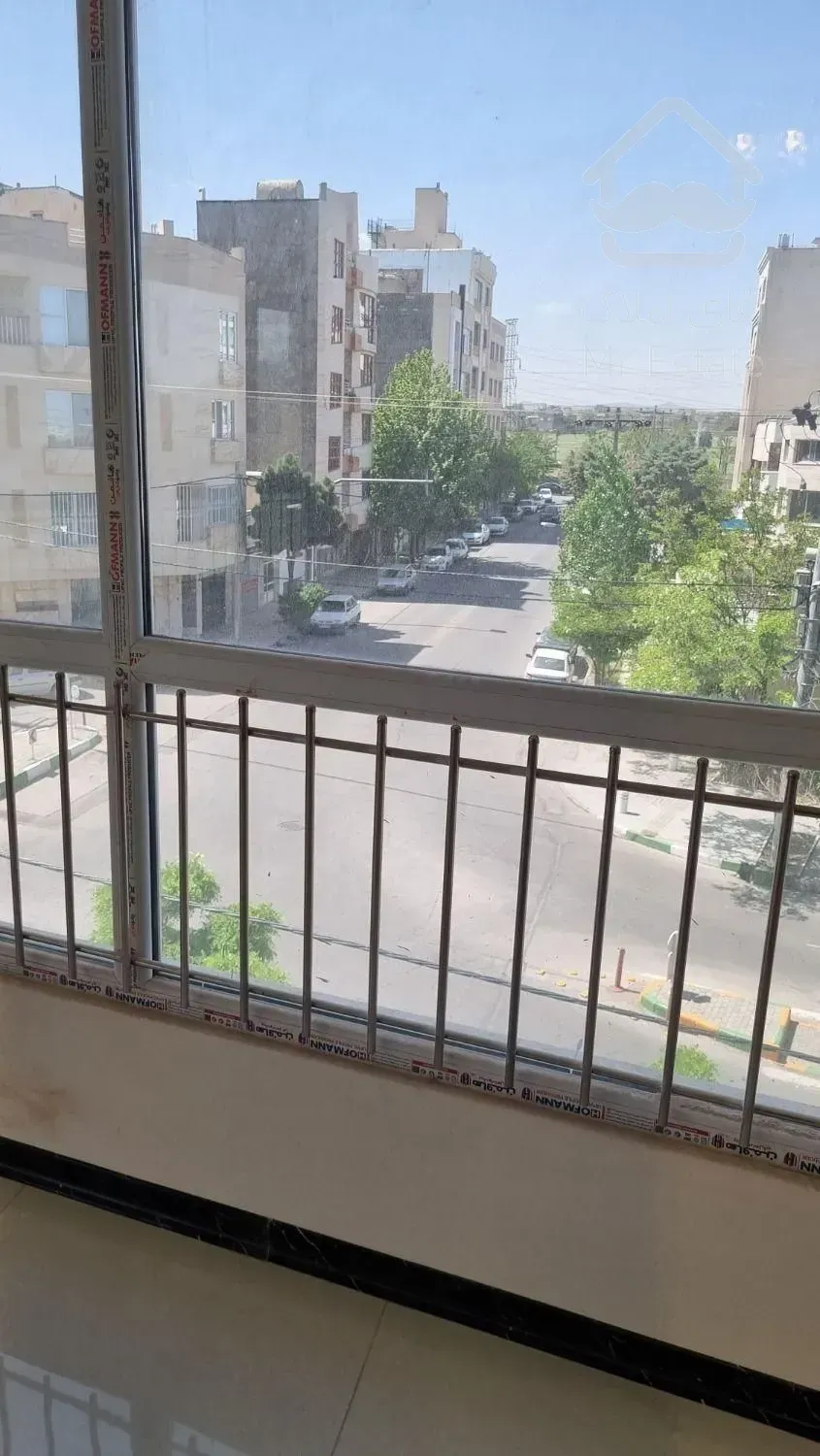 فروش آپارتمان 125 متری صفر فول امکانات واقع در بلوار فرشچیان محله فارغ التصیلان