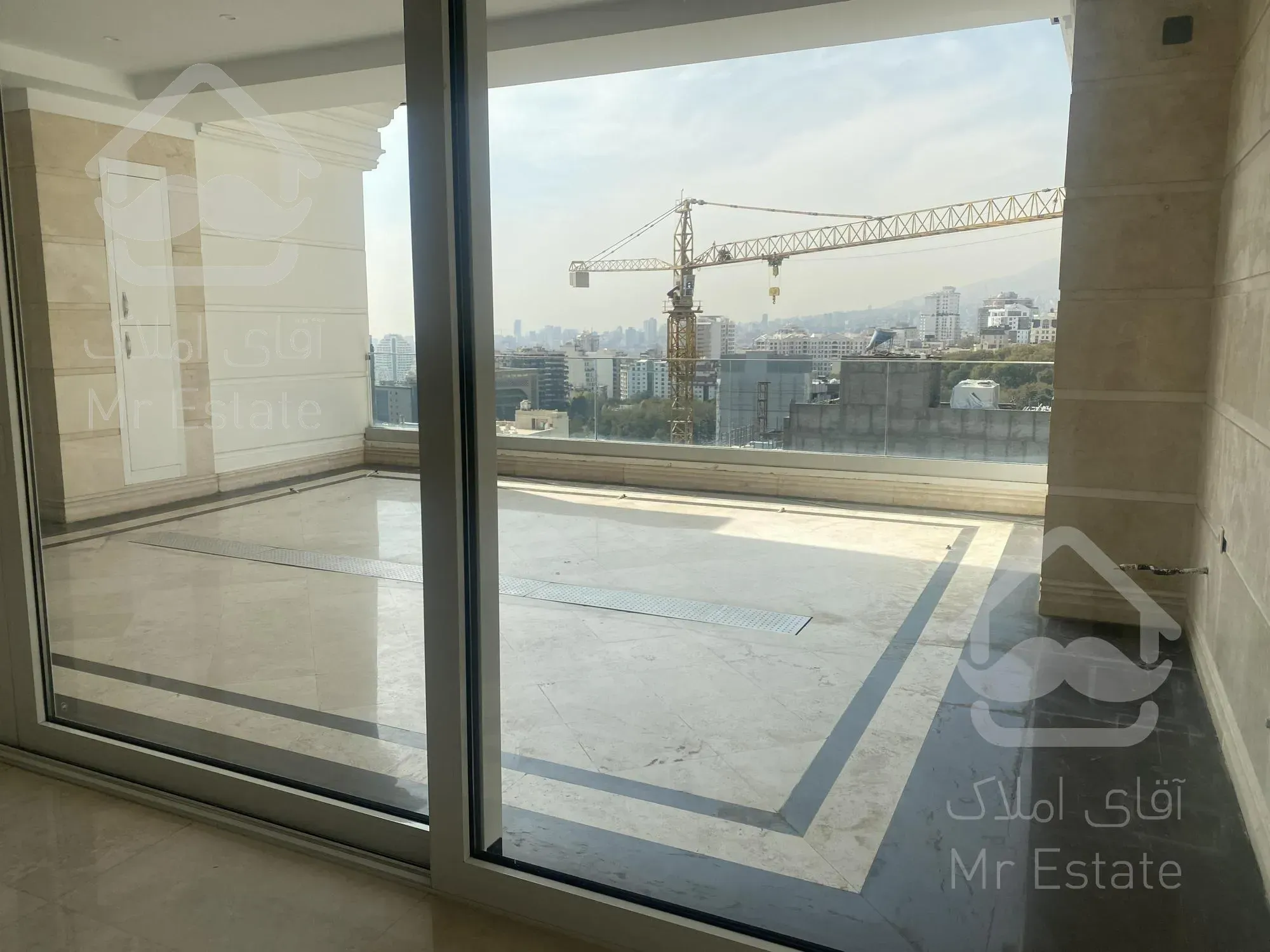 فروش آپارتمان ۴٠٠ متری اقدسیه گلستان شمالی