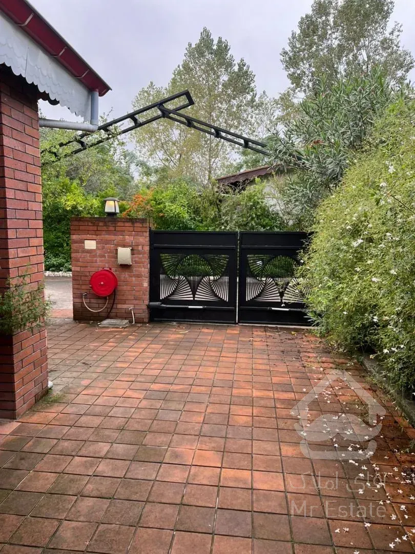 فروش ویلای ۳۵۰متری اطبا