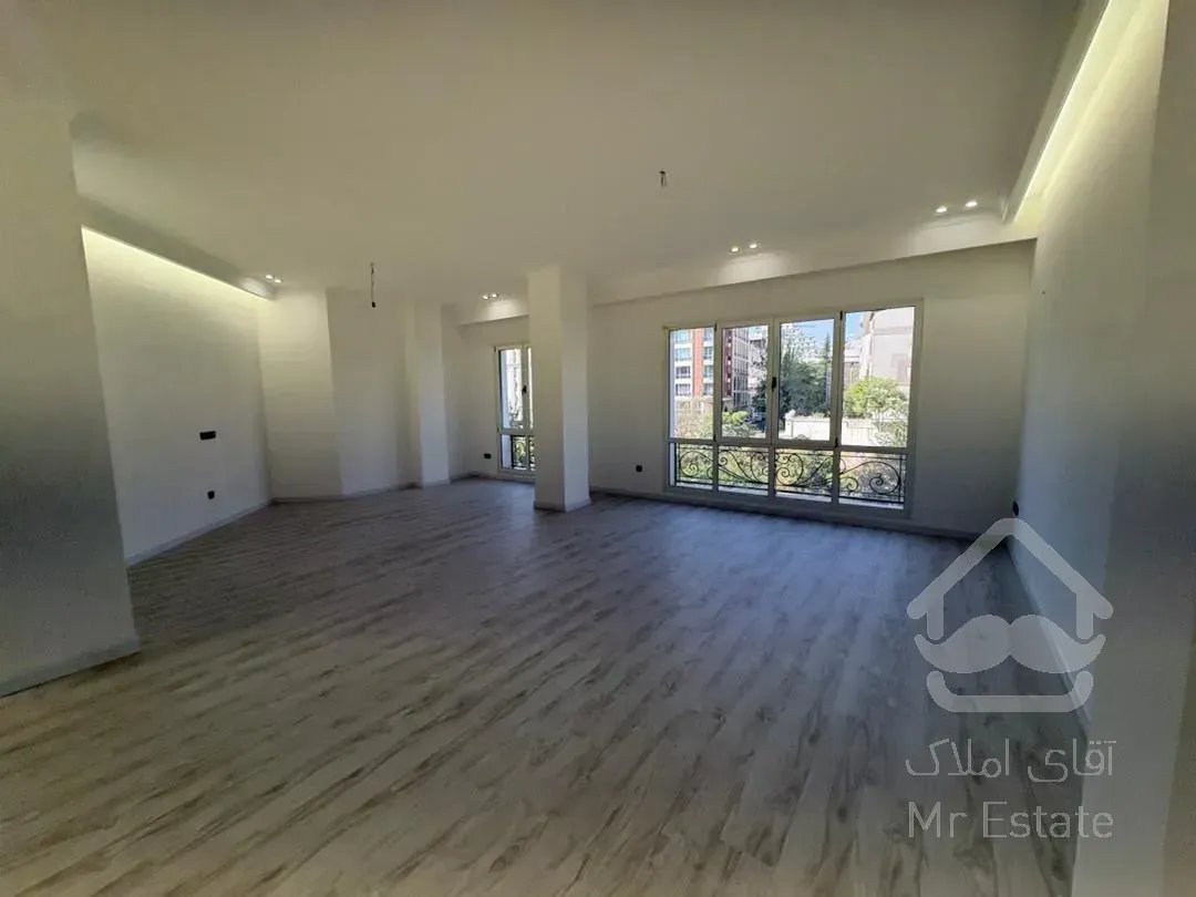 فروش اپارتمان 210 متری زعفرانیه