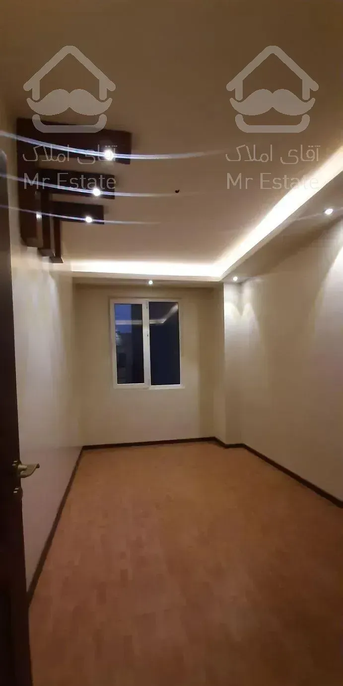 ۱۲۵ متر دو خواب  فول امکانات انتهای بیمه ۴