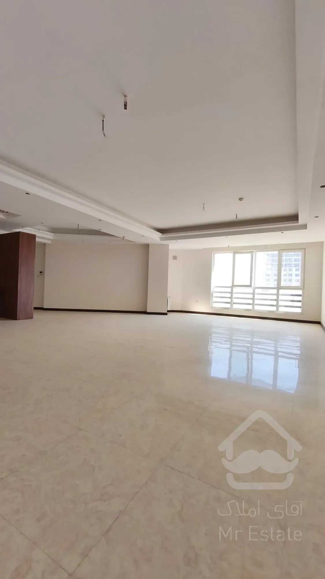 دپارتمان سلیمی/۱۴۳متری/برج سیمرغ/زیر قیمت