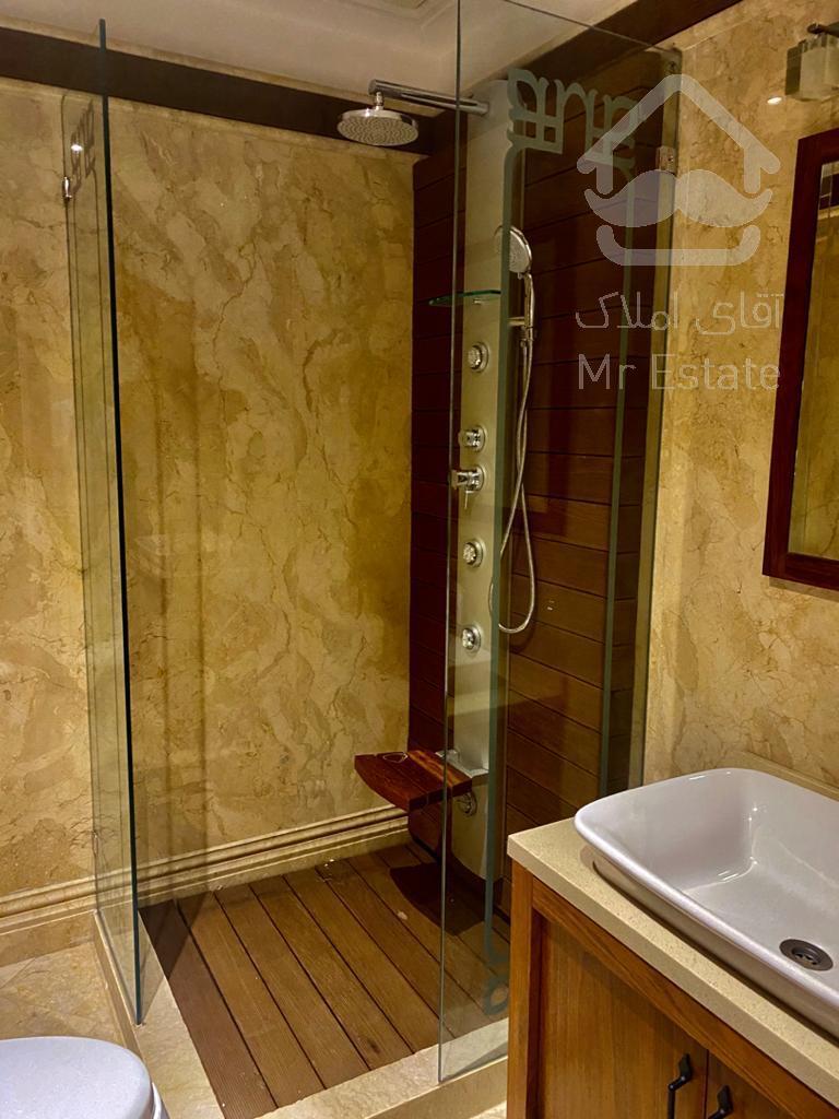 نوساز 195 متری فرمانیه