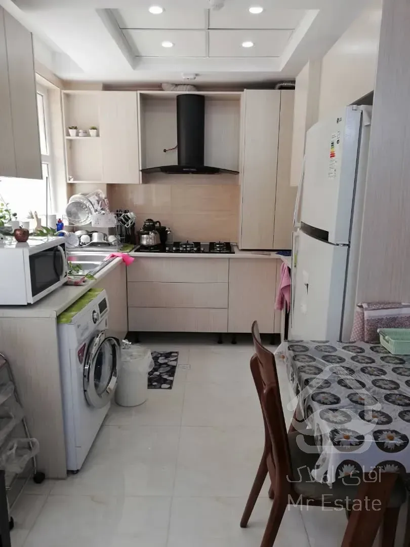 فروش آپارتمان ۵۸ متری یک خوابه فول امکانات ۳ساله در ارم