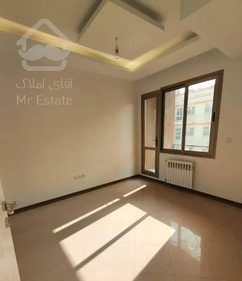 ۱۰۰ متر/ طرشت/ سالن پرده خور