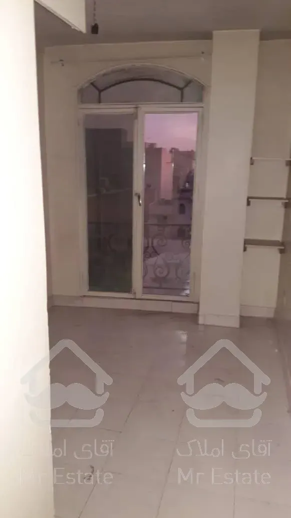 ۶۰ متر ۲ خواب آسانسوردار