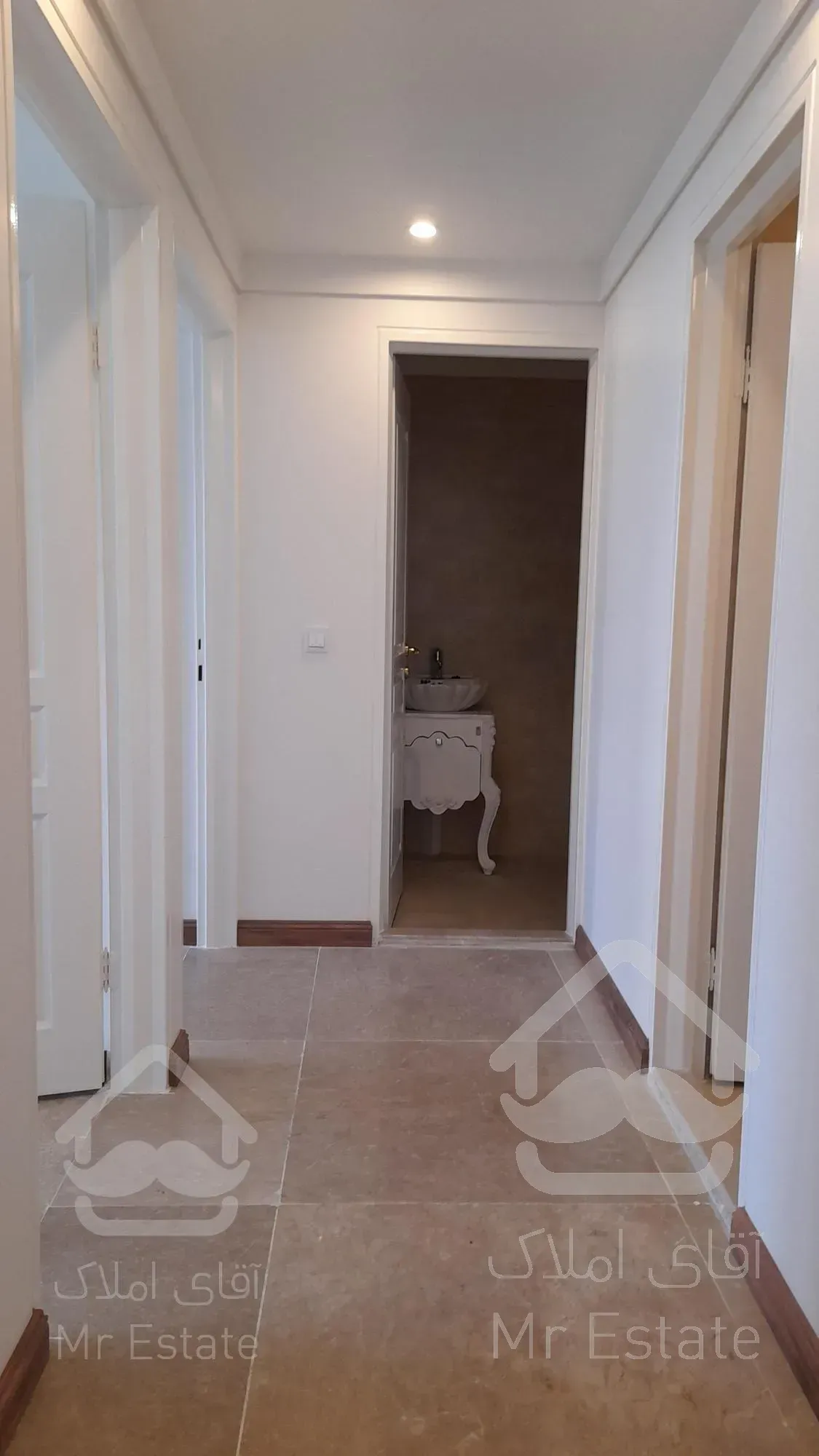 خرید آپارتمان دو خوابه صادقیه (سازمان برنامه شمالی )