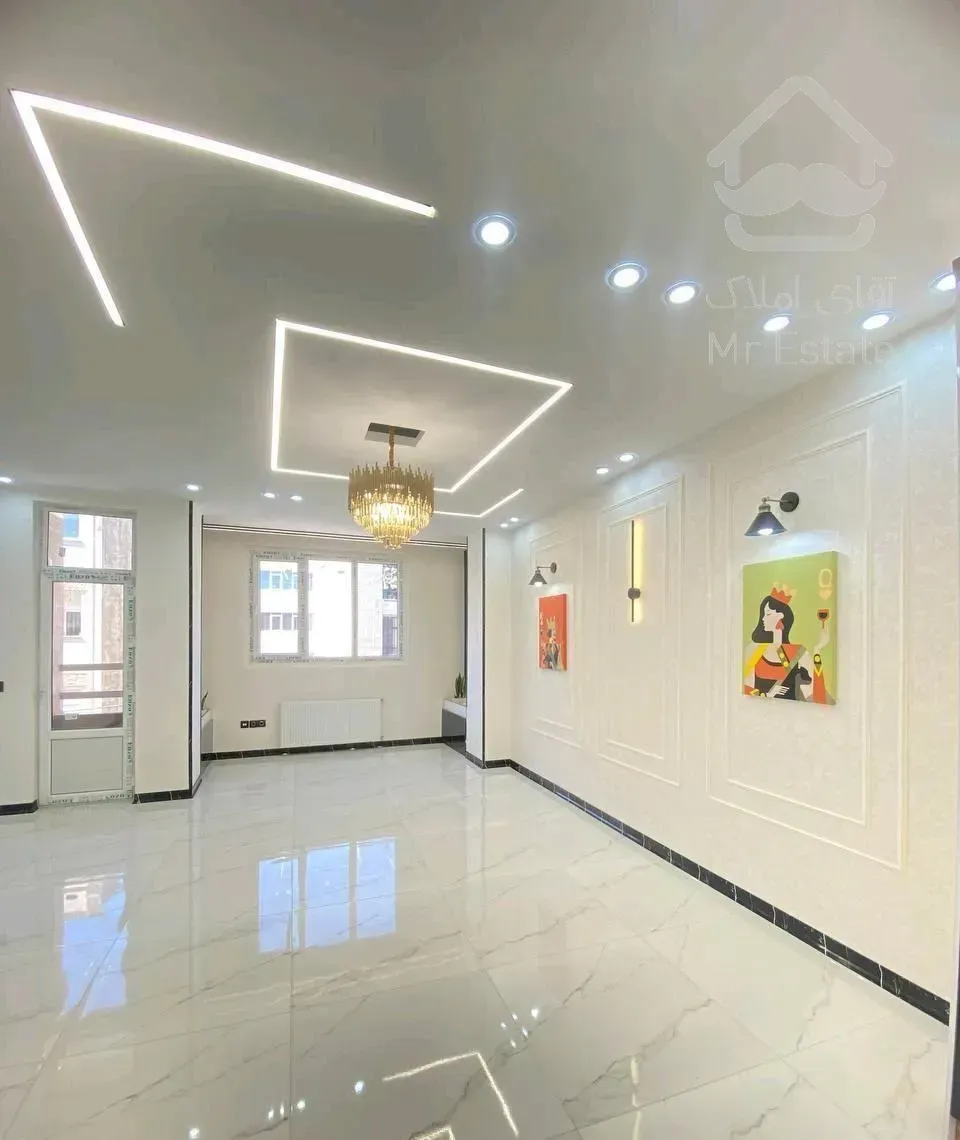 70 متر دلباز با پارکینگ سندی و سالن پرده خور