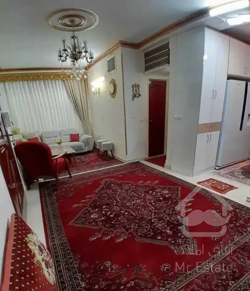 50متری/خوش نقش/آسانسور/بسیار تمیز/دلالی