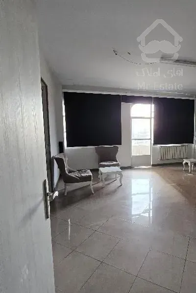 110مترشهرک غرب*موقعیت اداری*مناسب آفیس، دفترکار