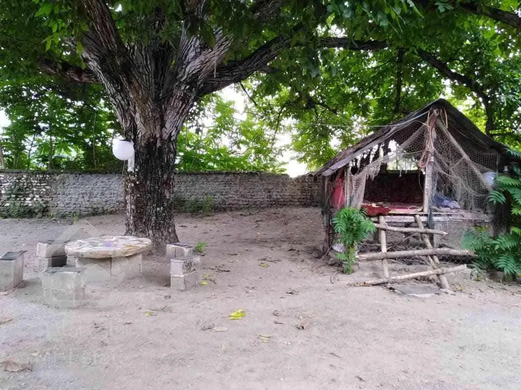 فروش اوکازیون باغ با همه امکانات برق . آب . گاز شهری . تلفن . در منطقه ای فوق العاده آرام 