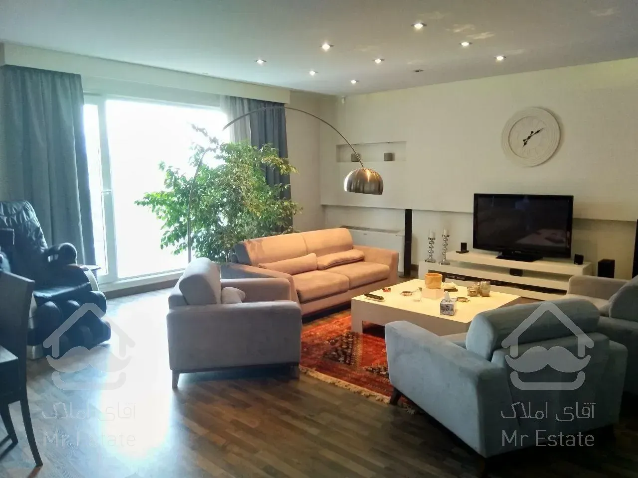 250 متر در اقدسیه گلستان