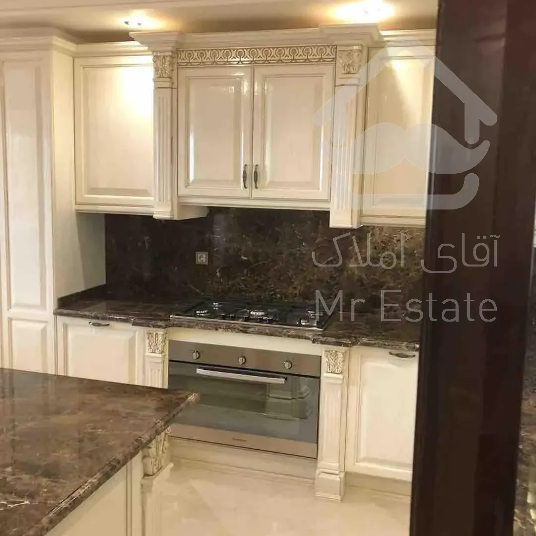 خرید اپارتمان ۲۵۰متری فرمانیه سنبل