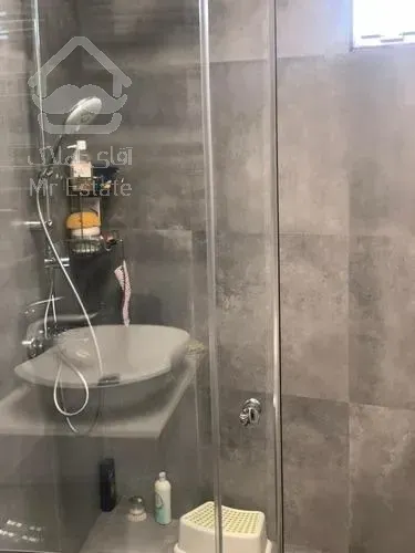 کامرانیه شمالی، برج باغ ۱۰۵متری