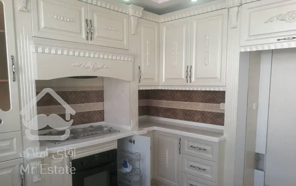 ١٧٧ متر سه خواب چهارباغ شرقى