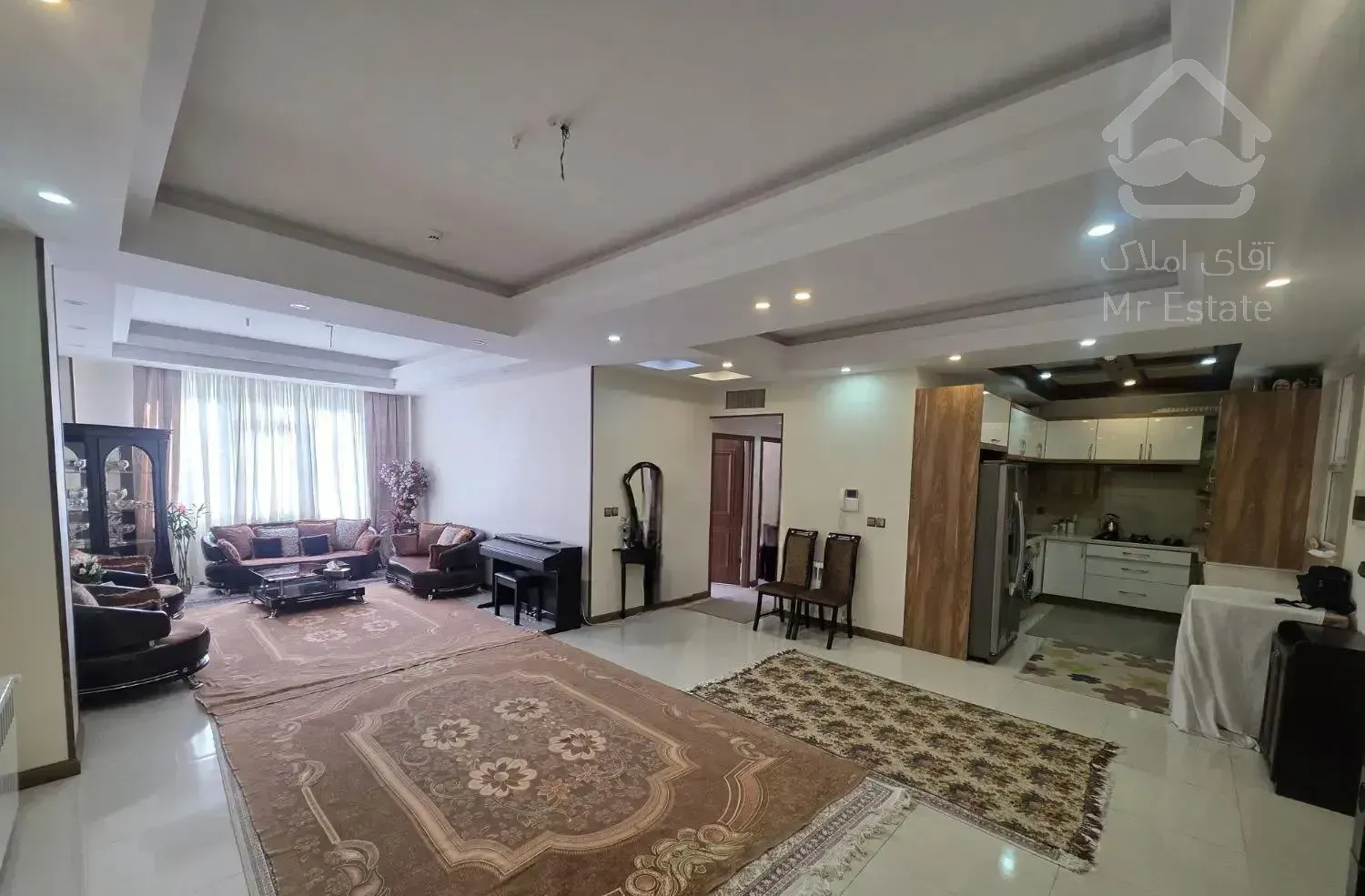 ۱۰۷متر ۲خواب یک ساله سالن پرده خور رو به آفتاب