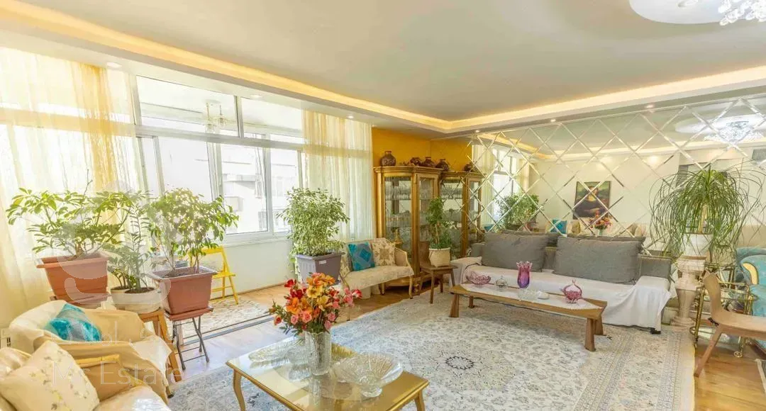 فروش آپارتمان ۲خوابه در بهجت آباد