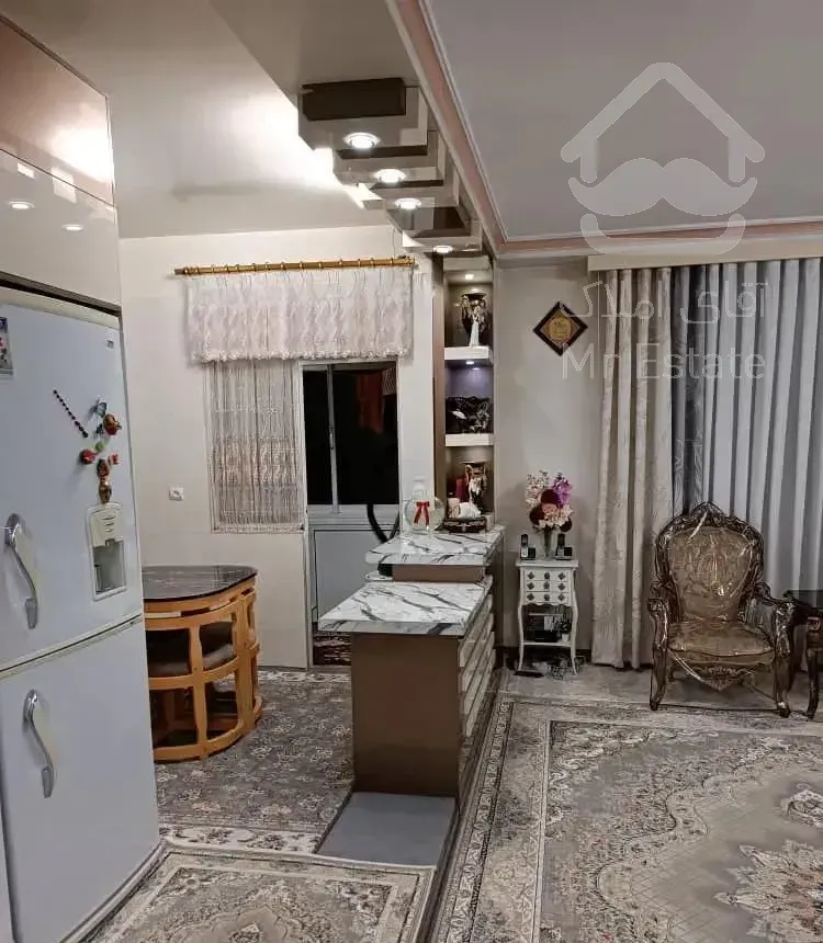 ۸۵ متر/ تک واحدی/فول امکانات/بسیار خوش نقشه