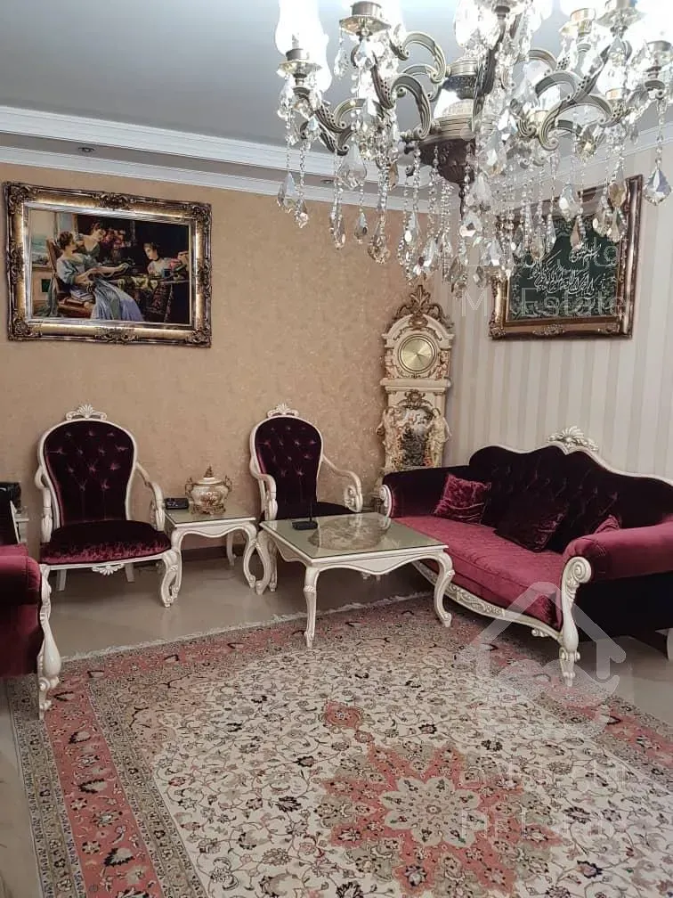 100 متر / دو خواب / ستارخان / رو به پارک