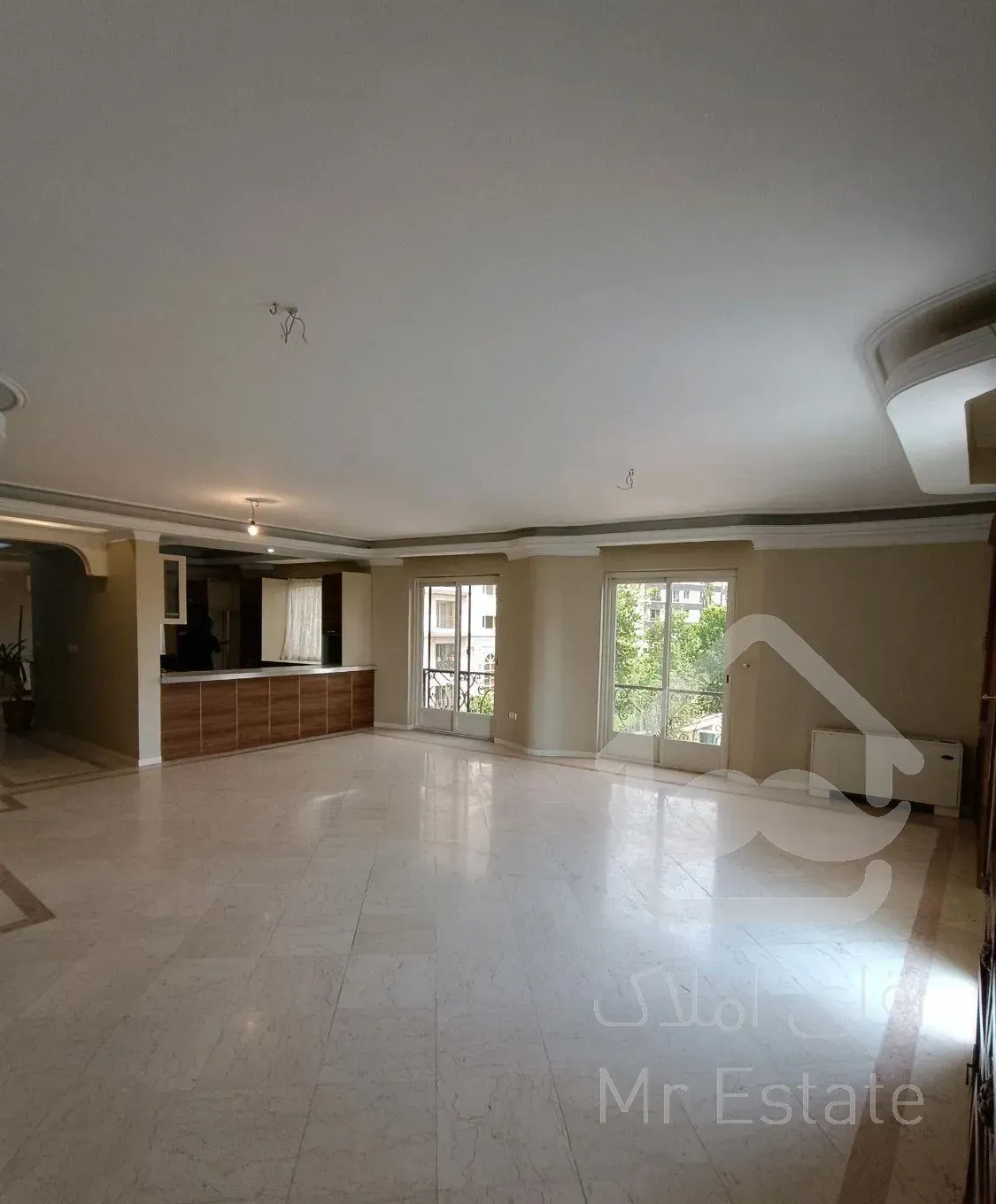 آپارتمان ۱۳۵ متر ۳ خواب/ دربند/ بسیار خوش نقشه