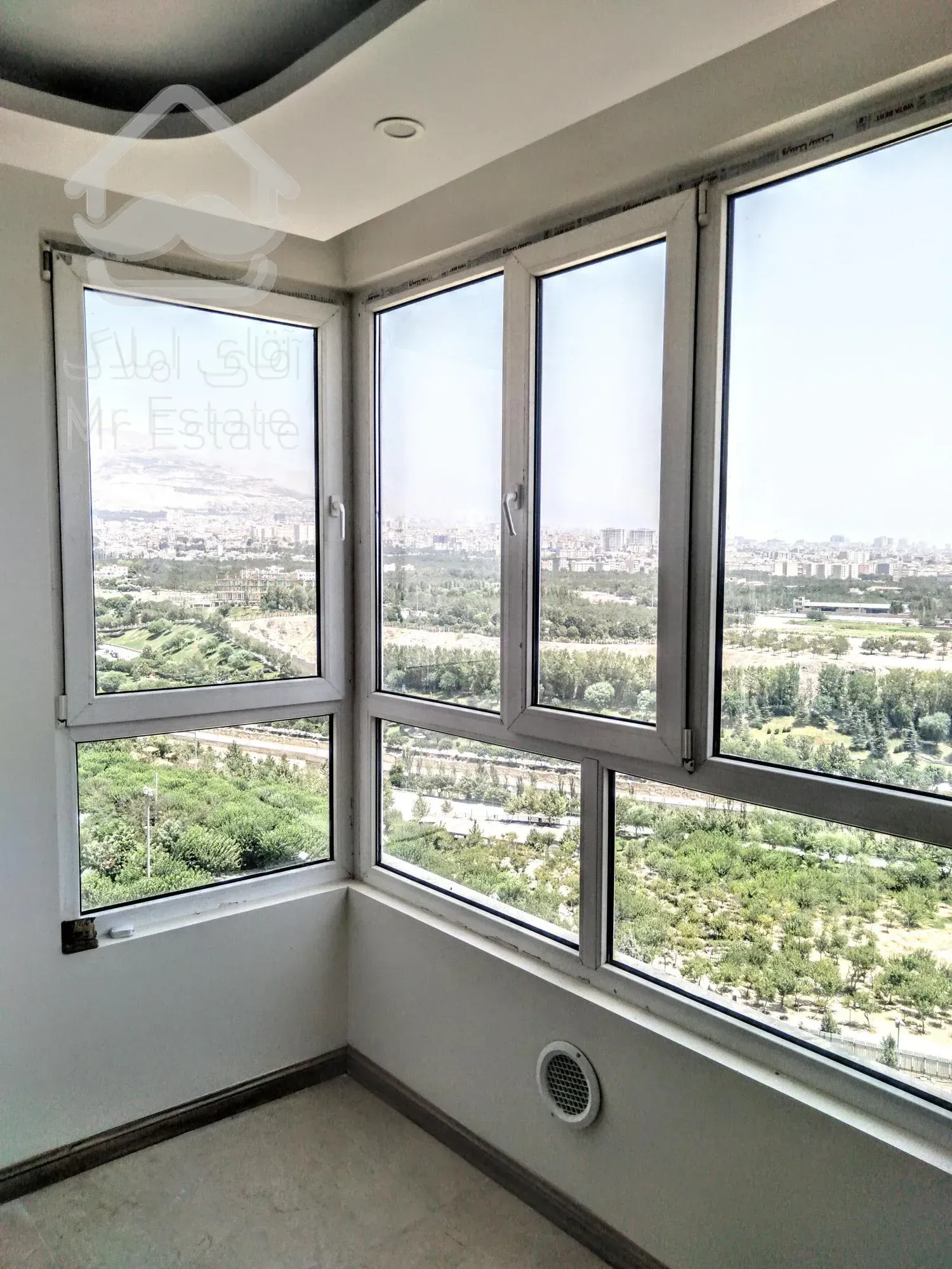 ۱۲۰متر ویو ابدی رو به بوستان جوانمردان قرارداد ۲ساله