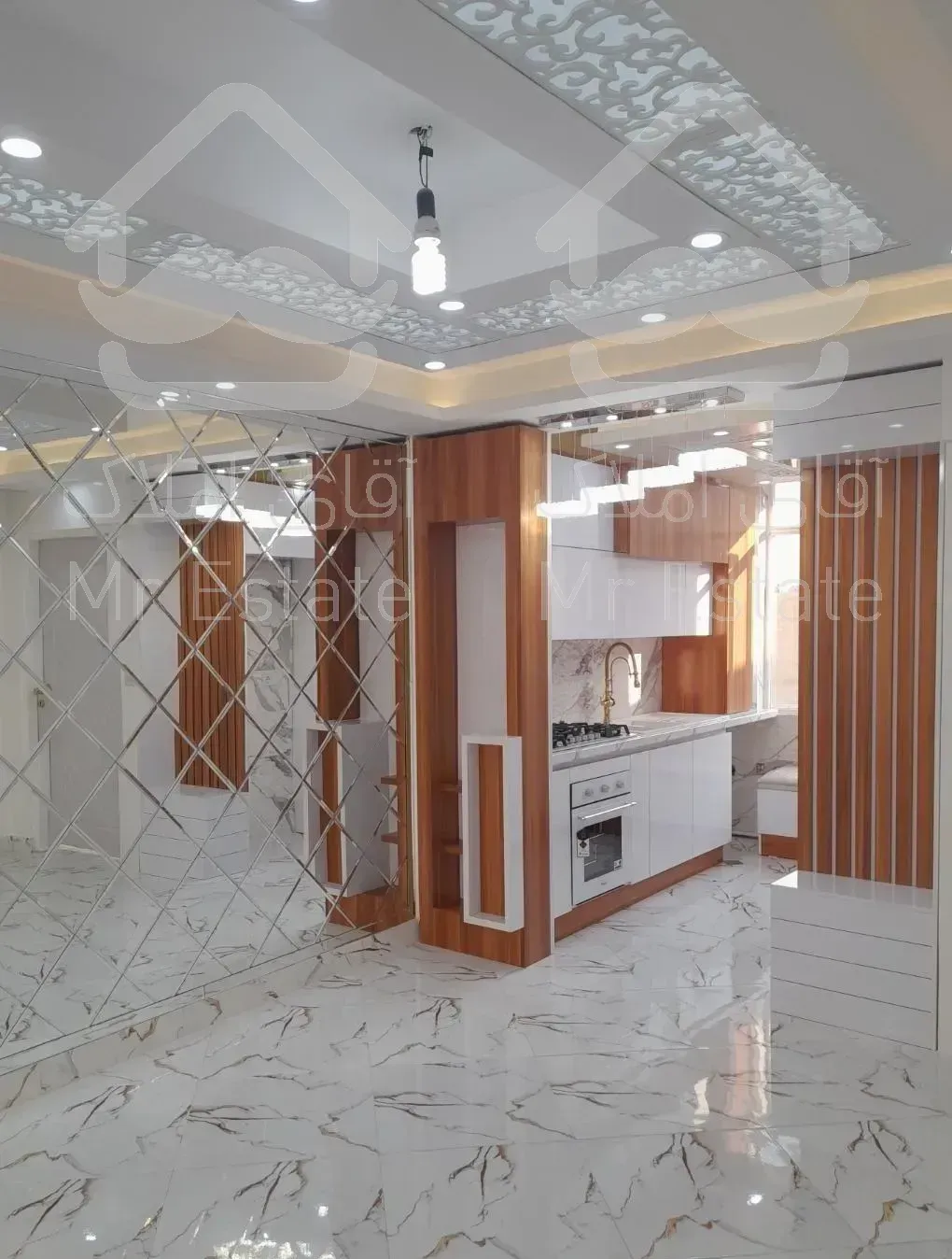 آپارتمان۵۳متری تکواحدی دارای پارکینگ سندی و انباری