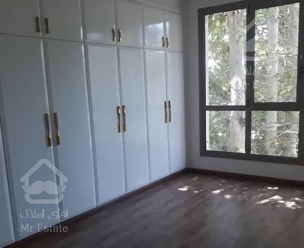 اپارتمان ۱۸۰ متری ۳خوابه تفکیکی با ۲پارکینگ