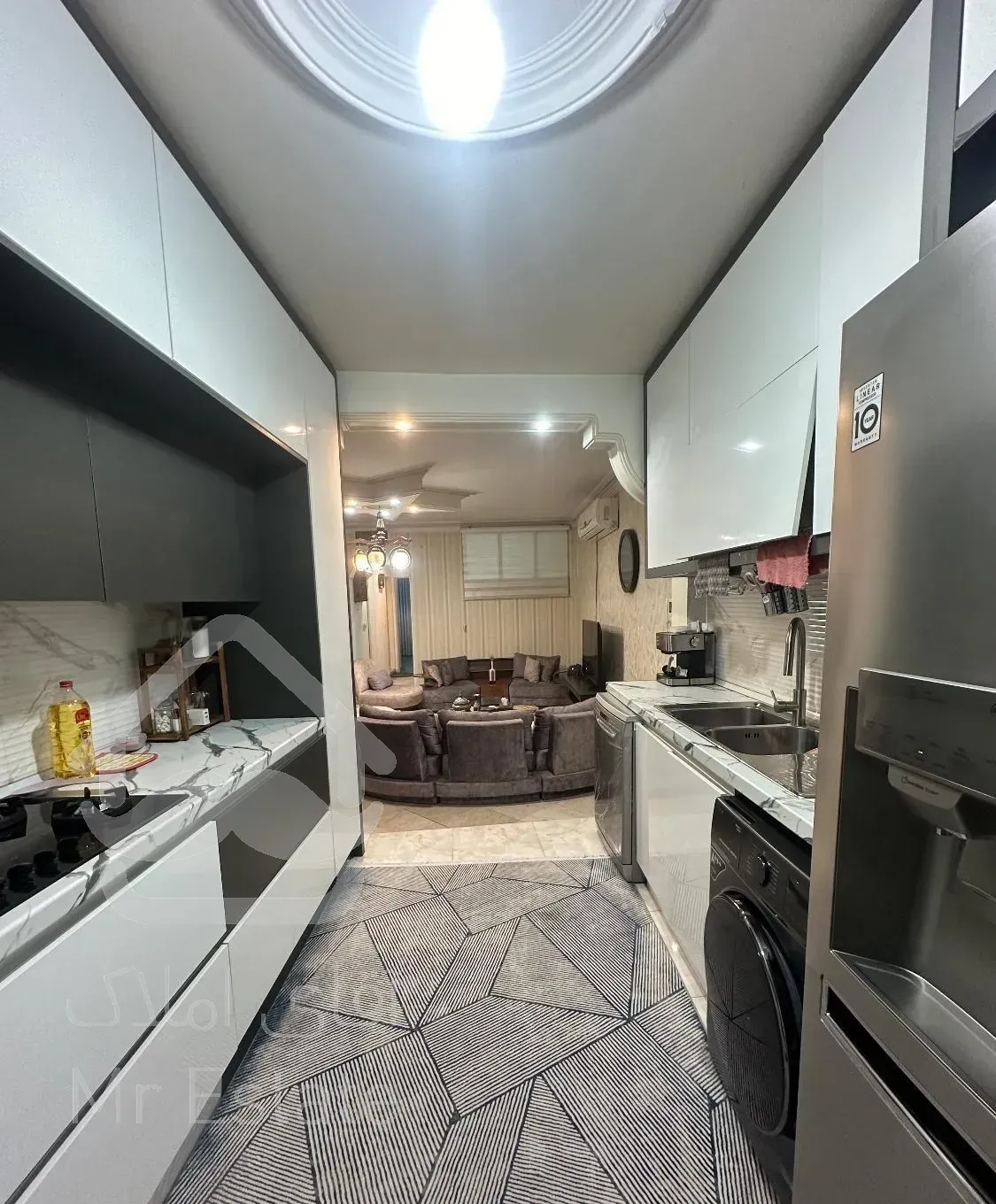 آپارتمان ۷۰ متری دو خواب خوش نقشه نیکنام شرقی