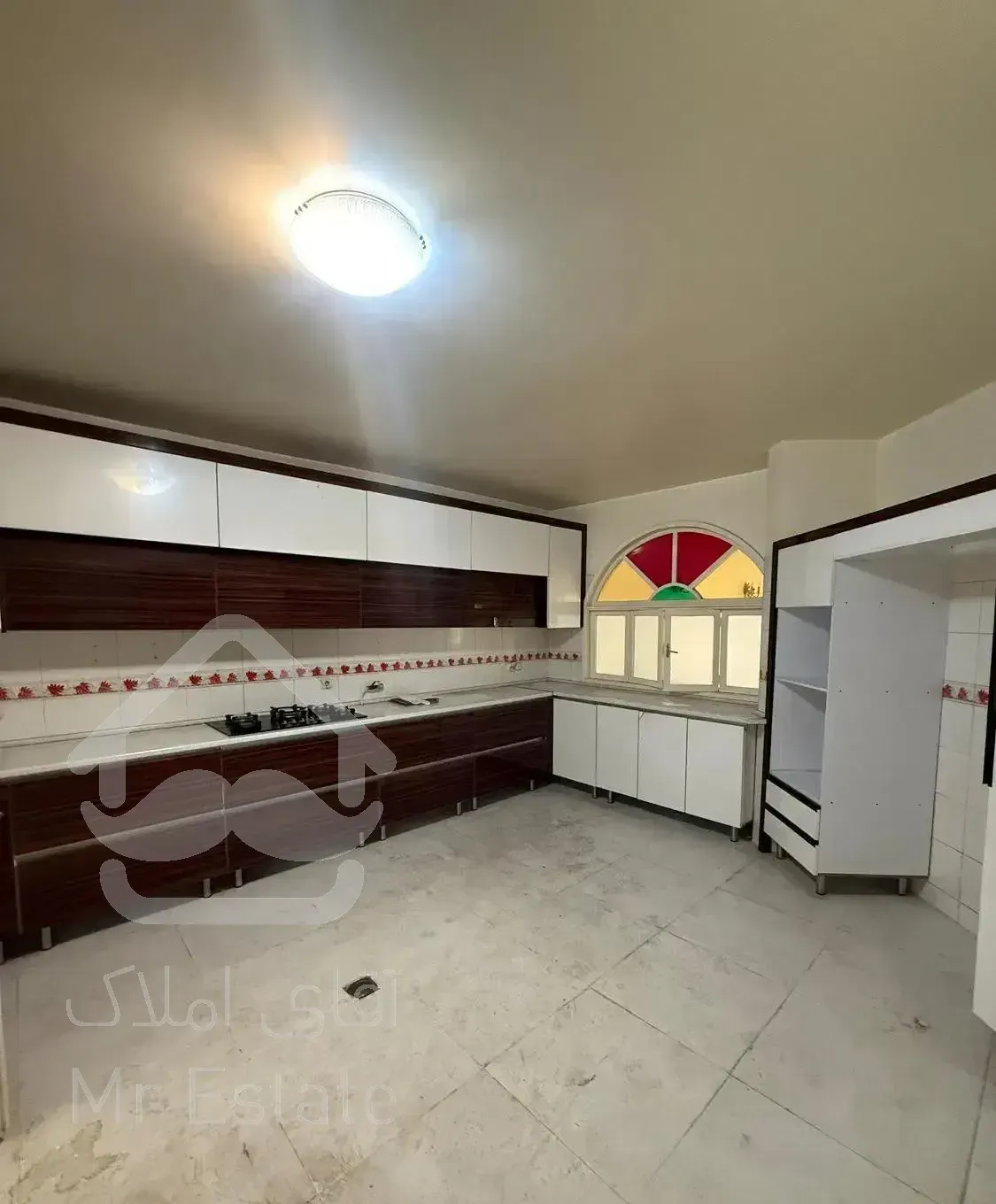 ۲۷۰متر۴خواب/با۳ پارکینگ