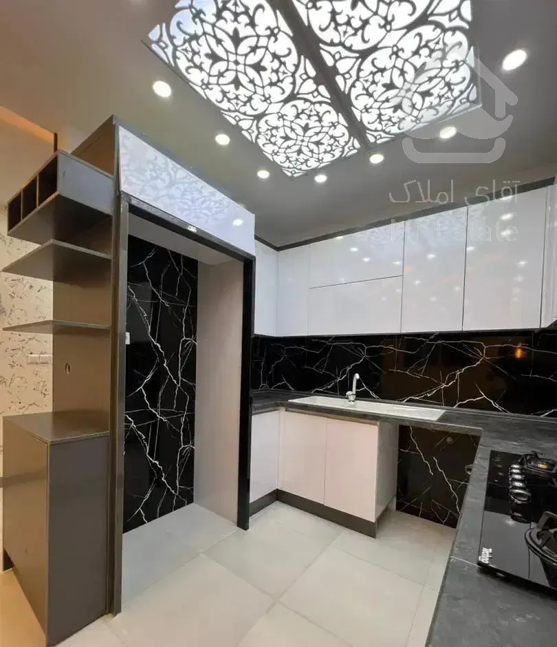 آپارتمان کلید تحویل. فاز۶ شمالی