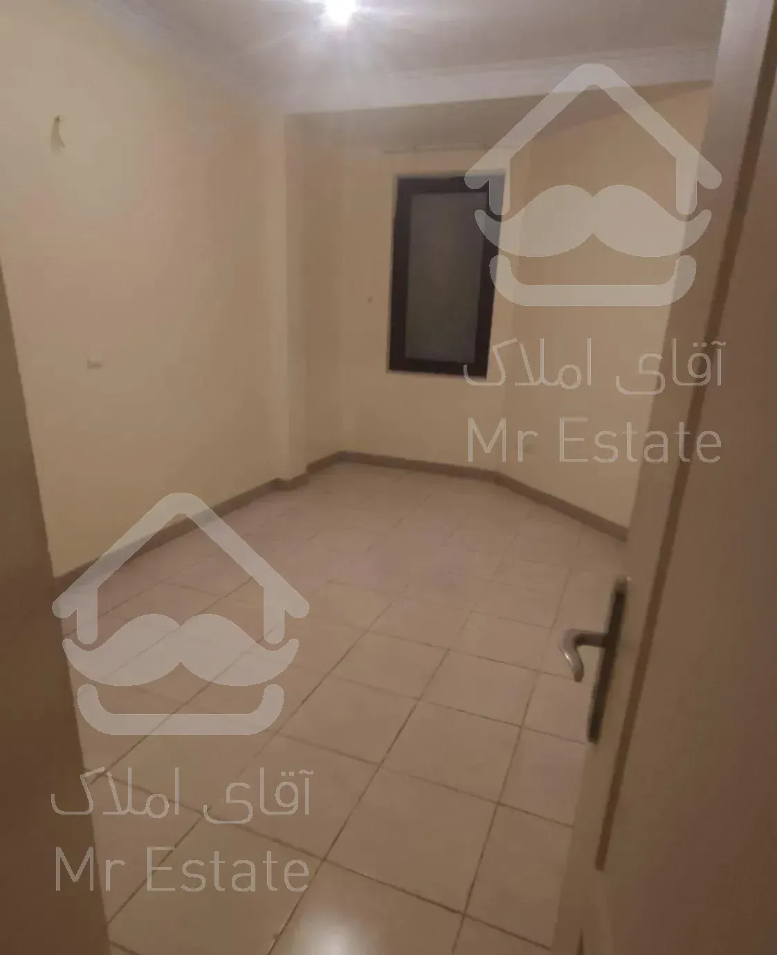 آپارتمان ۹۷ متری سه خوابه