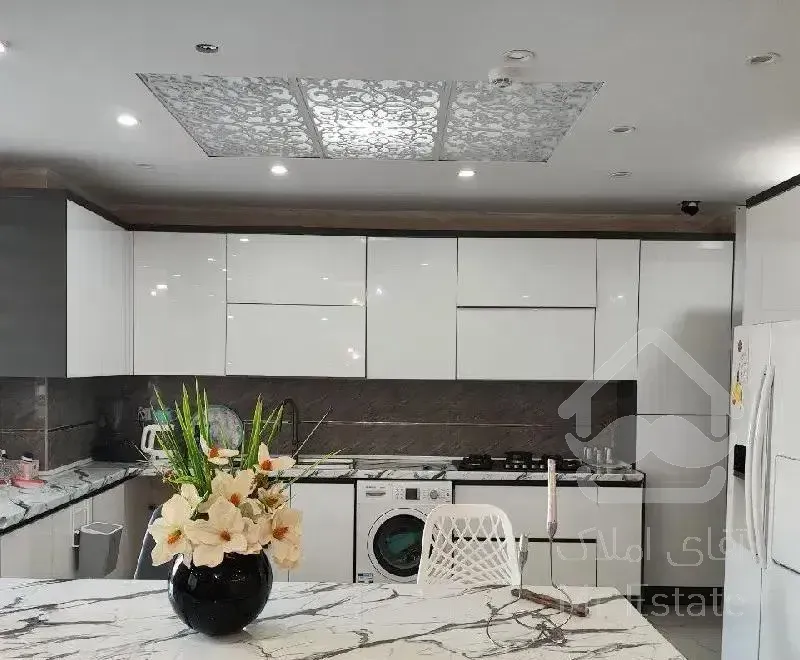 آپارتمان ۱۳۵متری فول امکانات