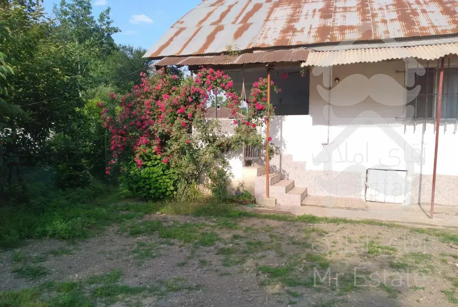 اطاقور جاده لیل خرما  کولر گازی دارد