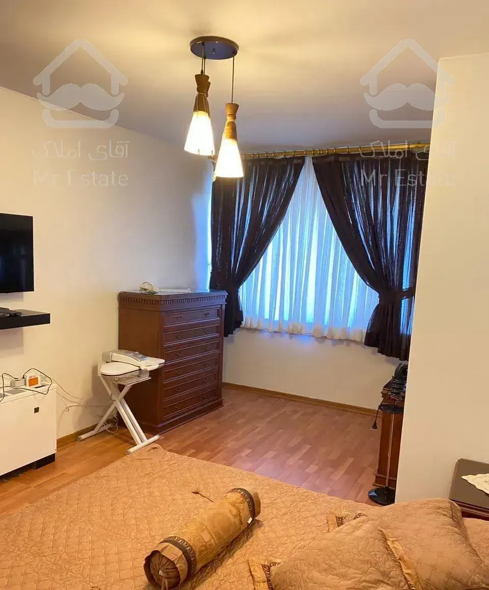 ونک مبله (145متر 2 اتاق)