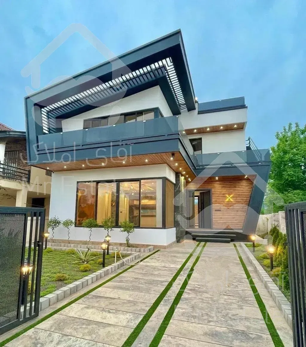 ویلا تریبلکس مدرن شهرکی ۳۲۰ متر جنگلی برند با روف