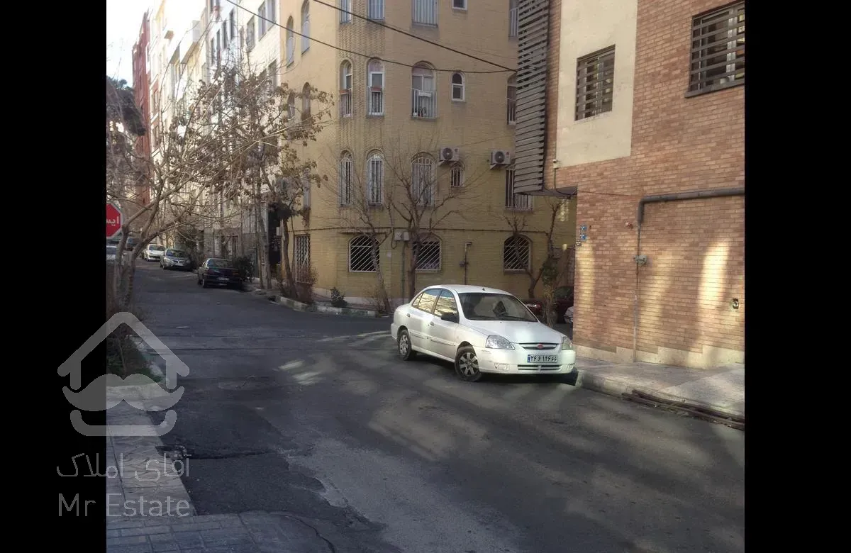 تهران ویلا   ١٢٥ متری