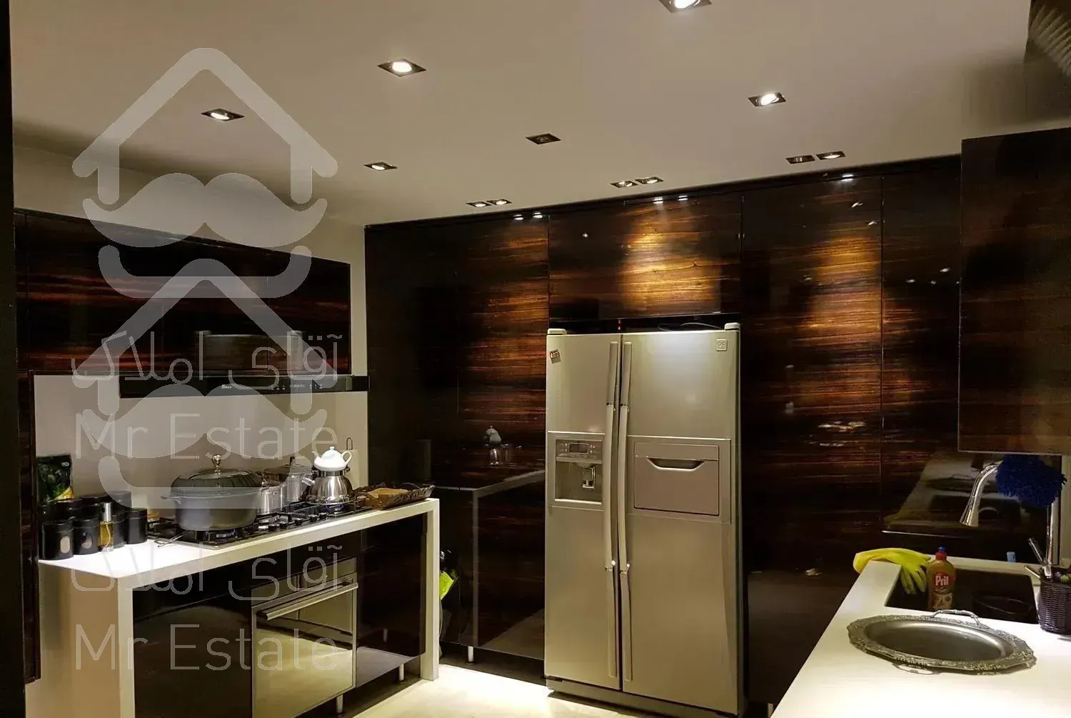 شریعتی، بالاتر از پل رومی، ویو   ، طراحی مدرن