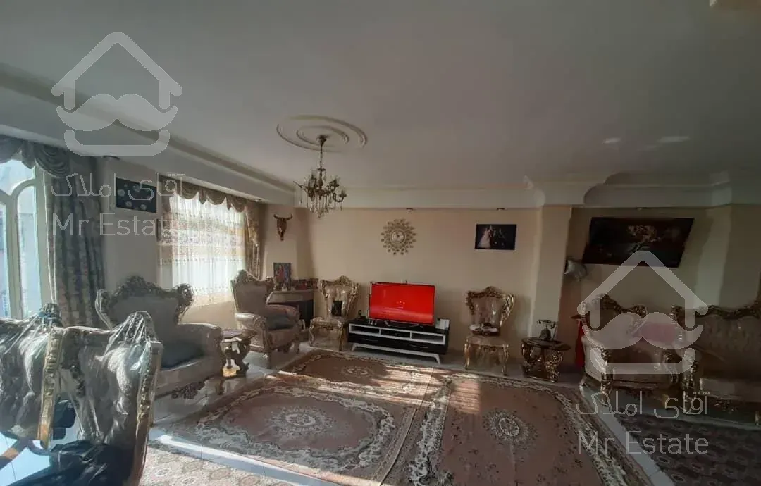 اپارتمان ۱۱۴ متری روبه روی پارک پلیس نور گیر